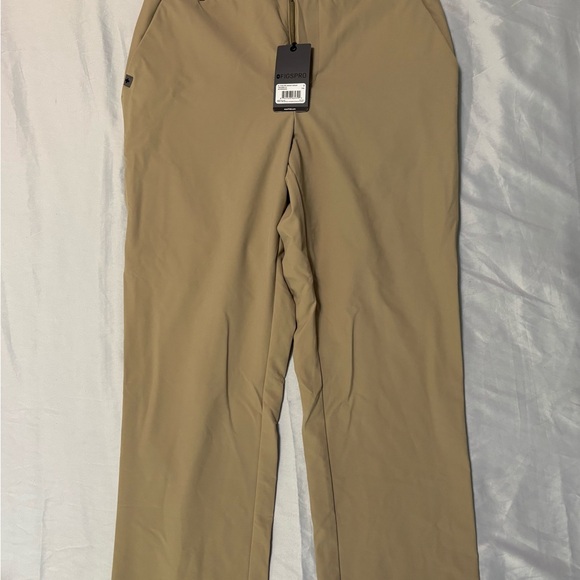 Figs Denim - Figspro Women's Khaki skinny scrub pant